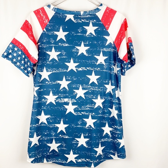 NWOT For G and PL American Flag Twist Knot Short Sleeve Top--Large - Picture 9 of 15